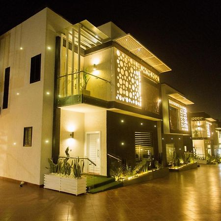 Kumasi Luxury Apartments @ The Fairview Екстер'єр фото