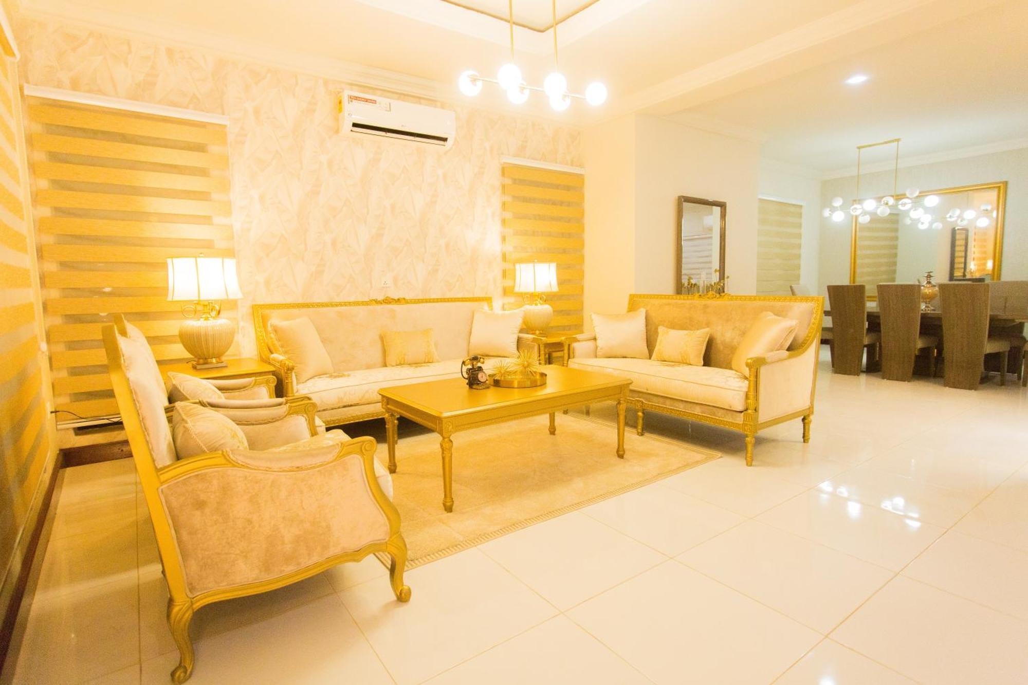 Kumasi Luxury Apartments @ The Fairview Екстер'єр фото