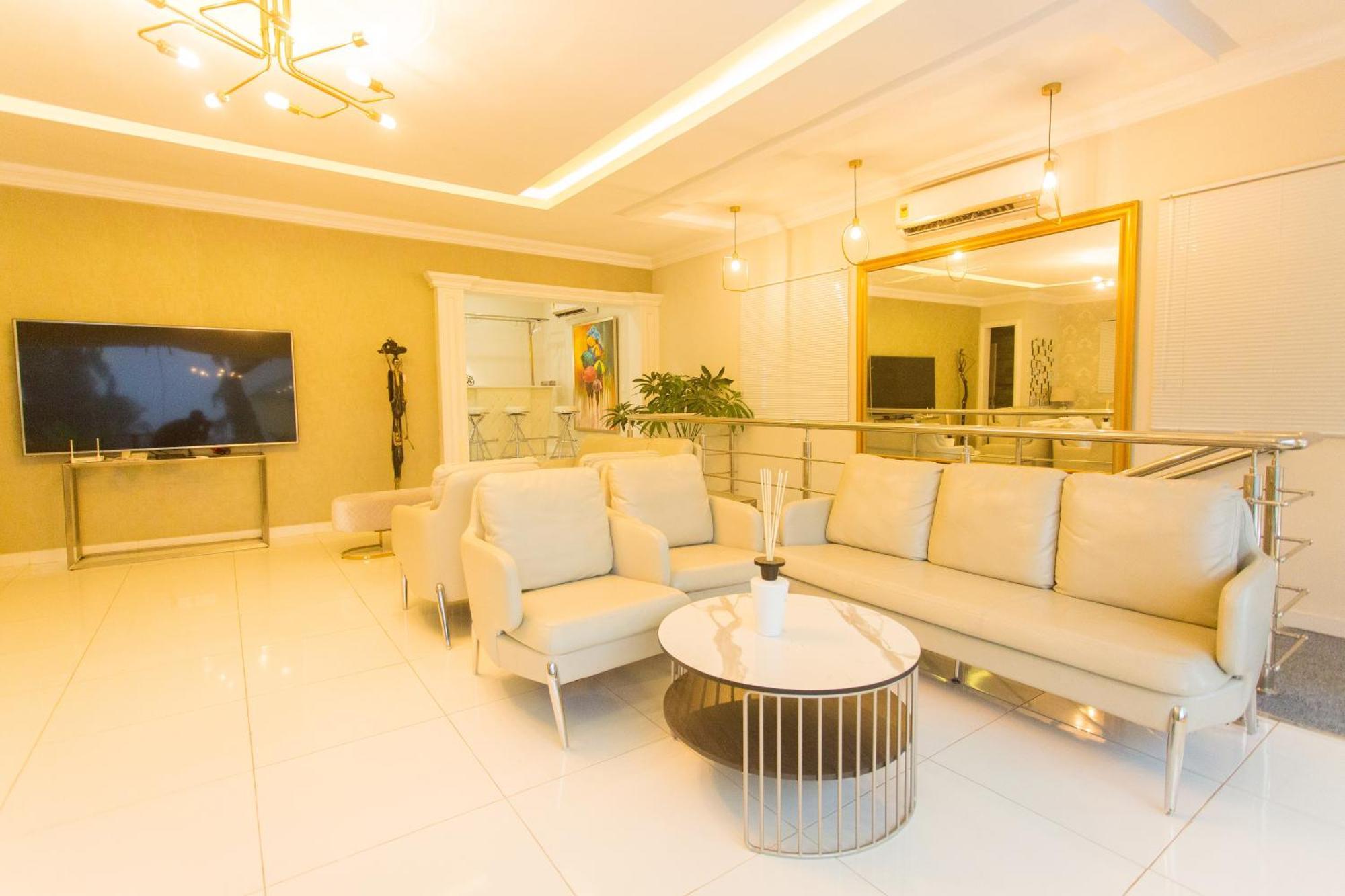 Kumasi Luxury Apartments @ The Fairview Екстер'єр фото